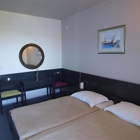 Villa Dalmacija Hvar Hotel Хвар Екстериор снимка