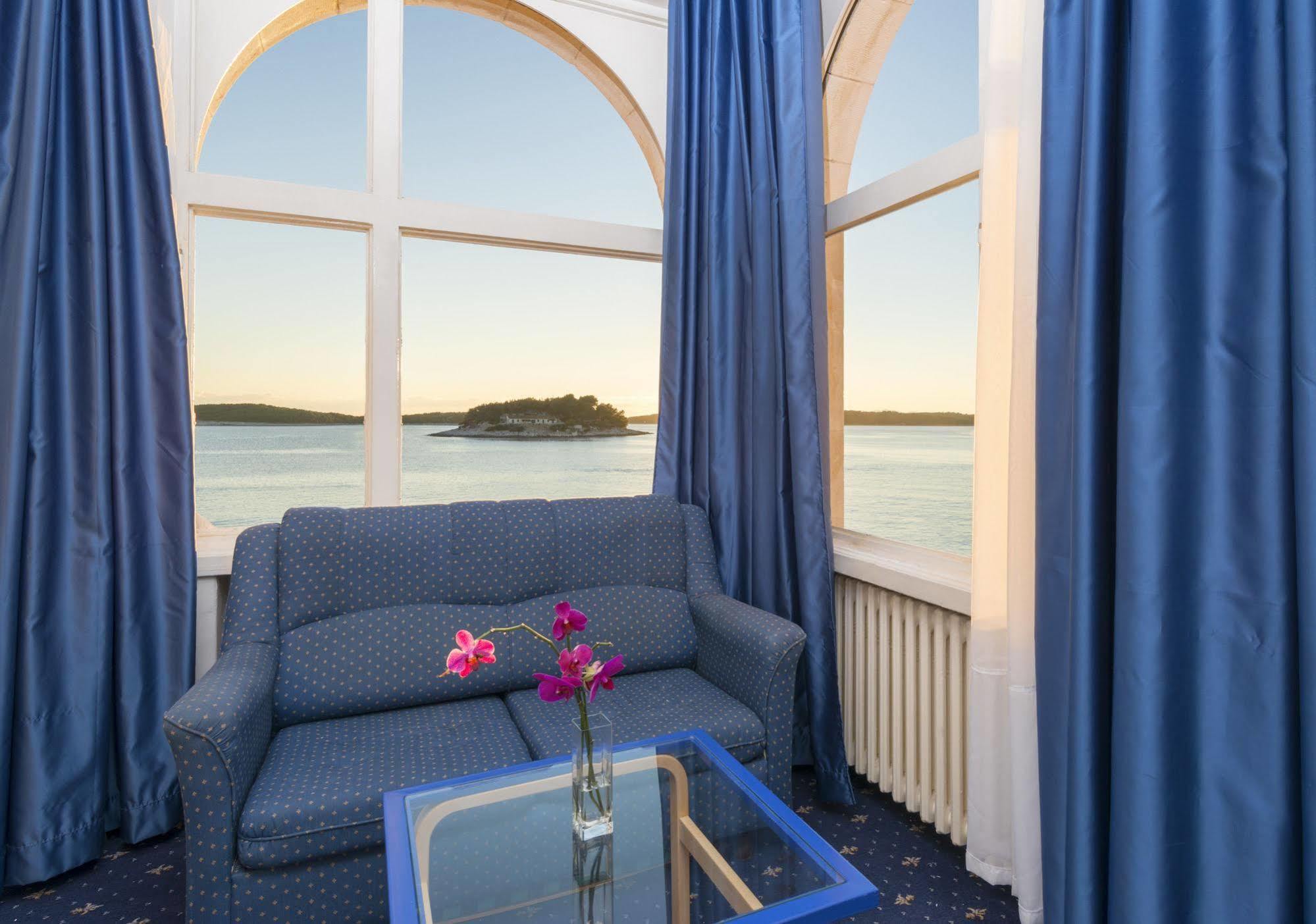 Villa Dalmacija Hvar Hotel Хвар Екстериор снимка